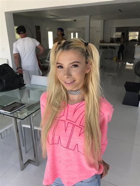 kenzie reeves nackt|Kenzie Reeves – Pornstar Videos